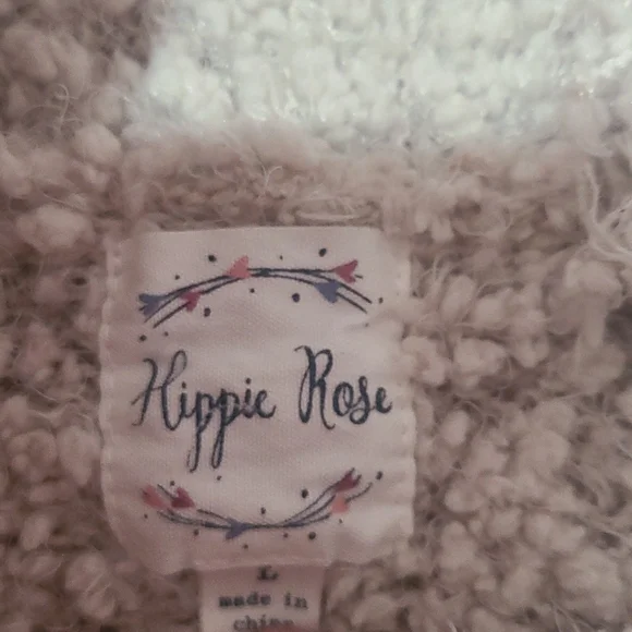 Very Soft Comfortable Turtleneck Sweater. - Picture 4 of 9